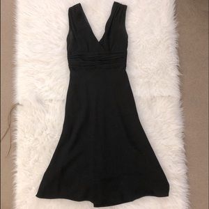 JONES NEW YORK black A line shirred waist dress